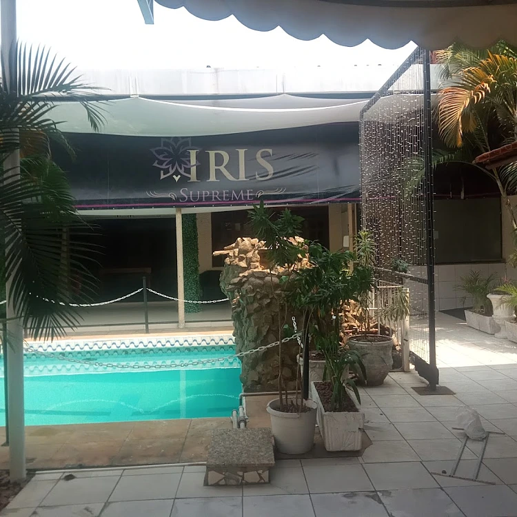 Iris Supreme