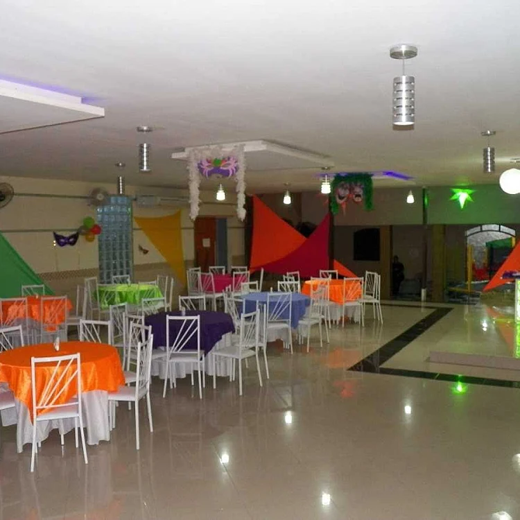 Krystal Festas